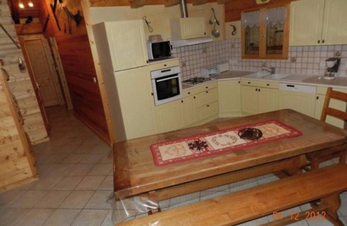 Hauteluce Apartment | Homerez - Apartment Hauteluce, mountain view