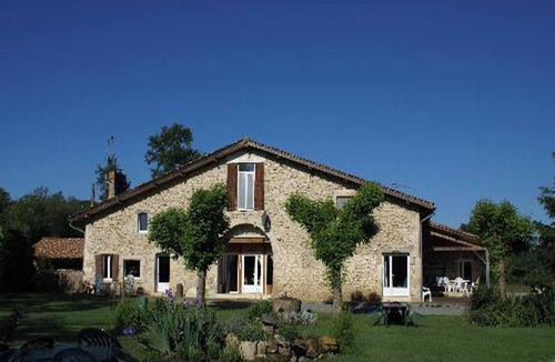 Blaignac Apartment | Homerez - Apartment in Blaignac