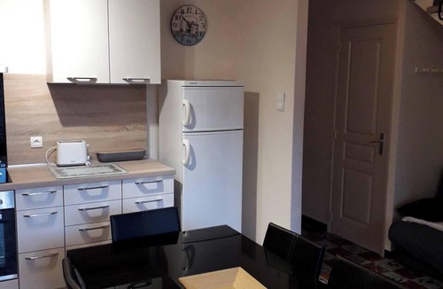 Bollene Apartment | Homerez - Apartment in Bollène with pool