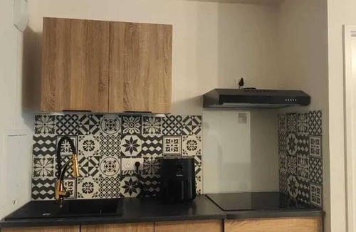 Chartres Apartment | Homerez - Apartment in Chartres