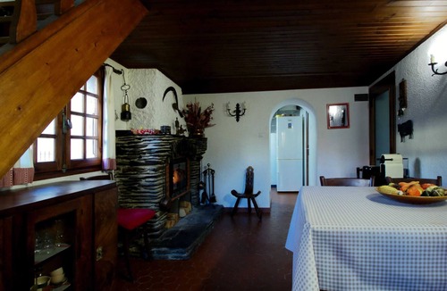Estavar House | Homerez - Apartment in Estavar