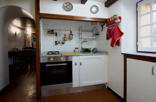 Estavar House | Homerez - Apartment in Estavar