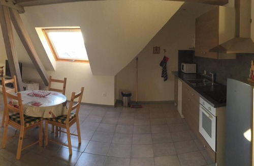 Lohr Apartment | Homerez - Apartment in Lohr, parking