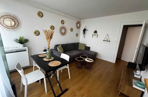 Chateaudun-Bannier Apartment | Homerez - Apartment in Orléans Center