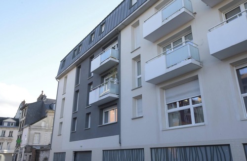 Centre Ville Rive Gauche Apartment | Homerez - Apartment in Rouen, Balcony, City View.