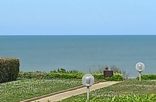 Cabourg Apartment | Homerez - Apartment sea view Cabourg
