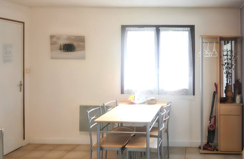 Selonnet Apartment | Homerez - Apartment Selonnet, pool
