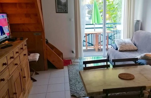 Saint-Mamet Apartment | Homerez - Appartement for 4 ppl. with terrace and balcony at Saint-Mamet