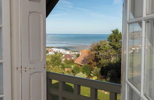 Pourville-sur-Mer Apartment | Homerez - Apt. in Hautot-sur-Mer