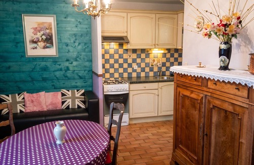 Juncalas Apartment | Homerez - Apt in Juncalas