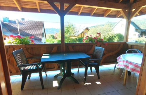 Soultzeren Apartment | Homerez - Apt. Soultzeren, mountain view