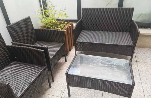 Viroflay Apartment | Homerez - Apt Viroflay park. ter.