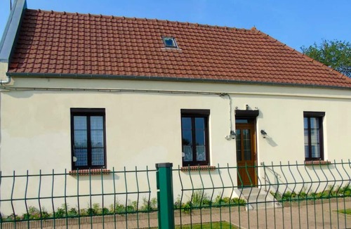 Avesnes-en-Val House | Homerez - Beautiful house for 6 ppl. at Avesnes-en-Val