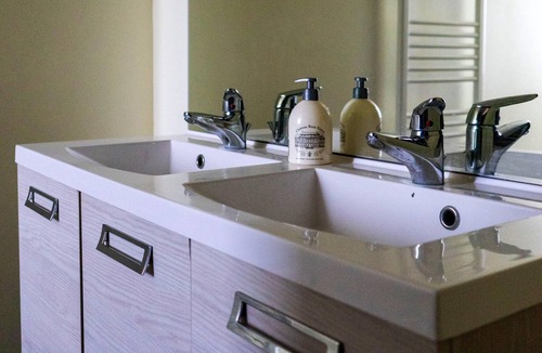 Fauverney Apartment | Homerez - Beautiful apartement for 5 ppl. with garden and terrace at Fauverney