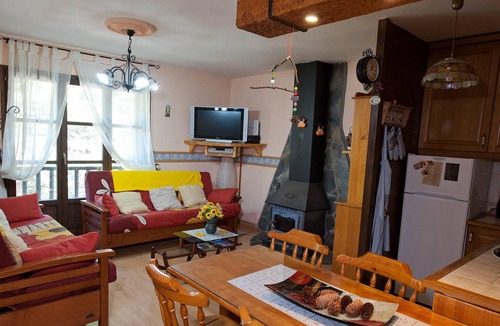 Espot Apartment | Homerez - Beautiful appartement for 4 ppl. with garden and balcony at Espot