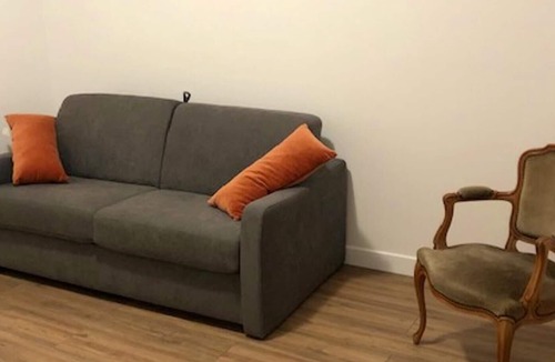 Mareil-Marly Apartment | Homerez - Beautiful studio for 2 ppl. at Mareil-Marly