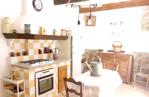 Quintillan House | Homerez - Beautiful house for 6 ppl. at Quintillan