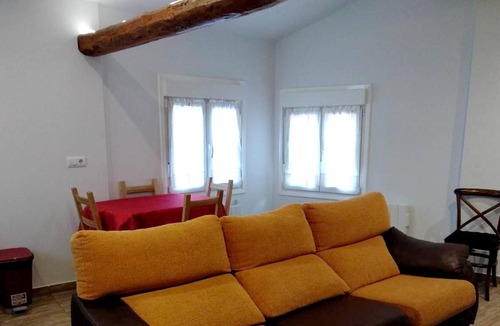 Arnedillo House | Homerez - Beautiful house for 5 ppl. with terrace at Arnedillo