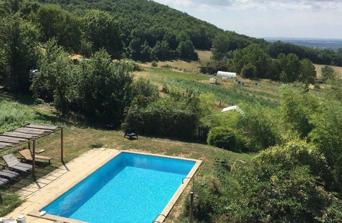 Massaguel House | Homerez - Beautiful house for 5 ppl. with shared pool and garden at Massaguel