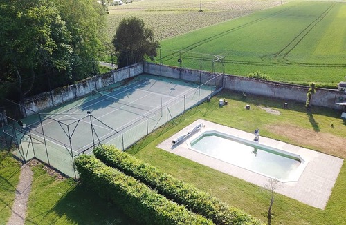 Vernou-sur-Brenne Apartment | Homerez - Big appartement for 15 ppl. with shared pool at Vernou-sur-Brenne