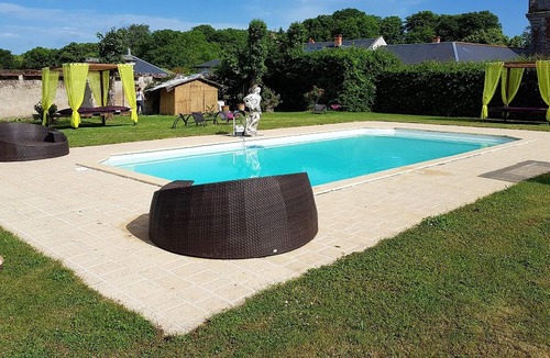 Vernou-sur-Brenne Apartment | Homerez - Big appartement for 15 ppl. with shared pool at Vernou-sur-Brenne