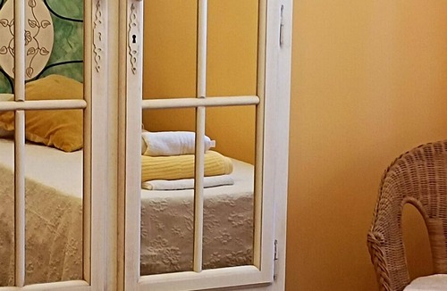 Cenicientos House | Homerez - Big house for 16 ppl. with terrace and balcony at Cenicientos