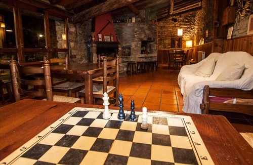 Albella House | Homerez - Big house for 18 ppl. with garden at Albella