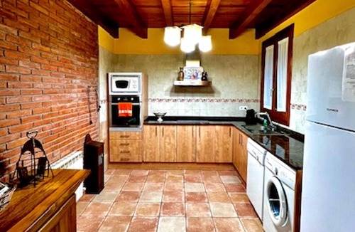 Ogassa House | Homerez - Big house for 10 ppl. with terrace at Ogassa