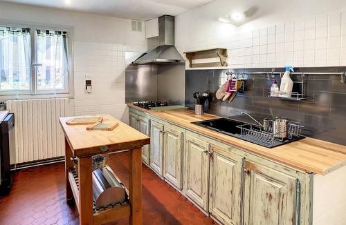 Bars House | Homerez - Big house for 12 ppl. with jacuzzi, garden and terrace at Bars