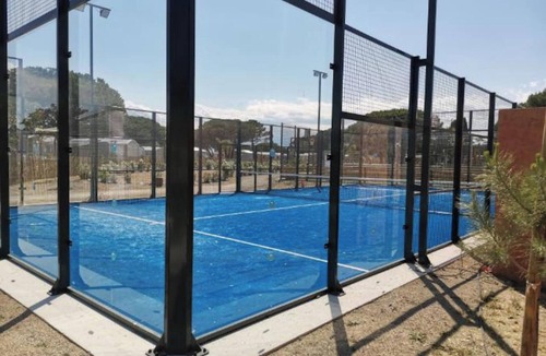 La Cote Radieuse House | Homerez - Bungalow in Canet-en-Roussillon