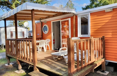 Saint-Jean-de-Monts House | Homerez - Bungalow in Saint-Jean-de-Monts
