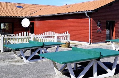 Gastes House | Homerez - Bungalow 1 km away from the beach for 7 ppl. with swimming-pool