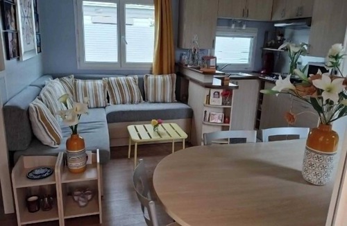 Saint-Arnoult House | Homerez - Bungalow in Saint-Arnoult