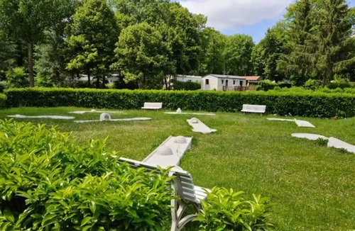 Saint-Cheron House | Homerez - Bungalow in Saint-Chéron