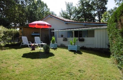 Cassen Apartment | Homerez - Cassen Apt, parking incl.