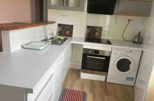 Neris-les-Bains Apartment | Homerez - Central Apt Néris-les-Bains