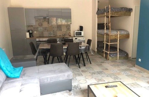 Clermont-Creans Ski Chalet | Homerez - Chalet in Clermont-Créans, shared pool