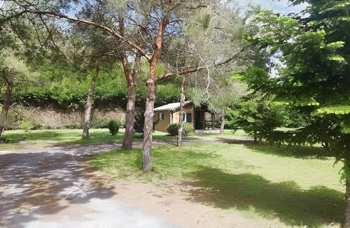 Presles-et-Boves Ski Chalet | Homerez - Chalet in Presles-et-Boves