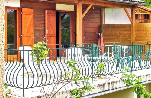 Saint-Gerons Ski Chalet | Homerez - Chalet in Saint-Gérons