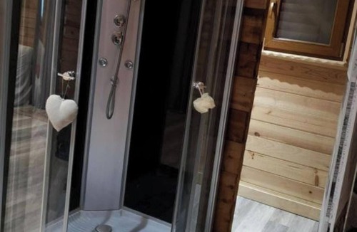 Louatre Apartment | Homerez - Chalet in Louâtre