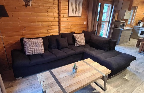 Orlu Ski Chalet | Homerez - Chalet in Orlu, Mountain View