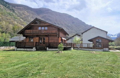 Orlu Ski Chalet | Homerez - Chalet in Orlu, Mountain View