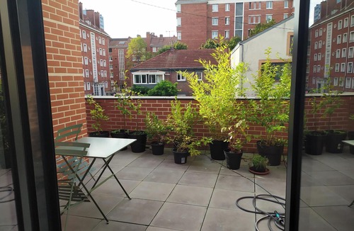 Saint-Ouen Apartment | Homerez - Charming apartment in Saint-Ouen with terrace & city view