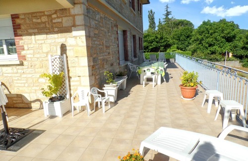 Toulonjac Apartment | Homerez - Charming apartment in Toulonjac with garden and terrace
