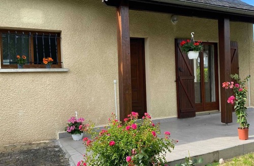 Lourdes Apartment | Homerez - Charming Apartment Lourdes Garden 65 m²