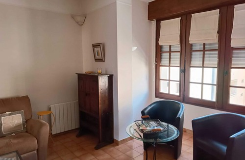 Arles City Centre Apartment | Homerez - Charming Apartment in Arles