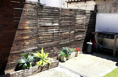 Montfavet Apartment | Homerez - Charming Apt, Avignon