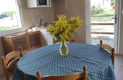 Verfeil Ski Chalet | Homerez - Charming Chalet in Verfeil with Shared Pool