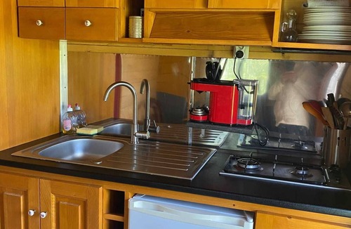 Saint-Pardoux House | Homerez - Charming Bungalow in Saint-Pardoux with Pool