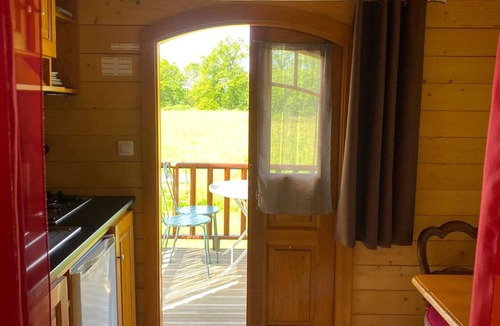 Saint-Pardoux House | Homerez - Charming Bungalow in Saint-Pardoux with Pool